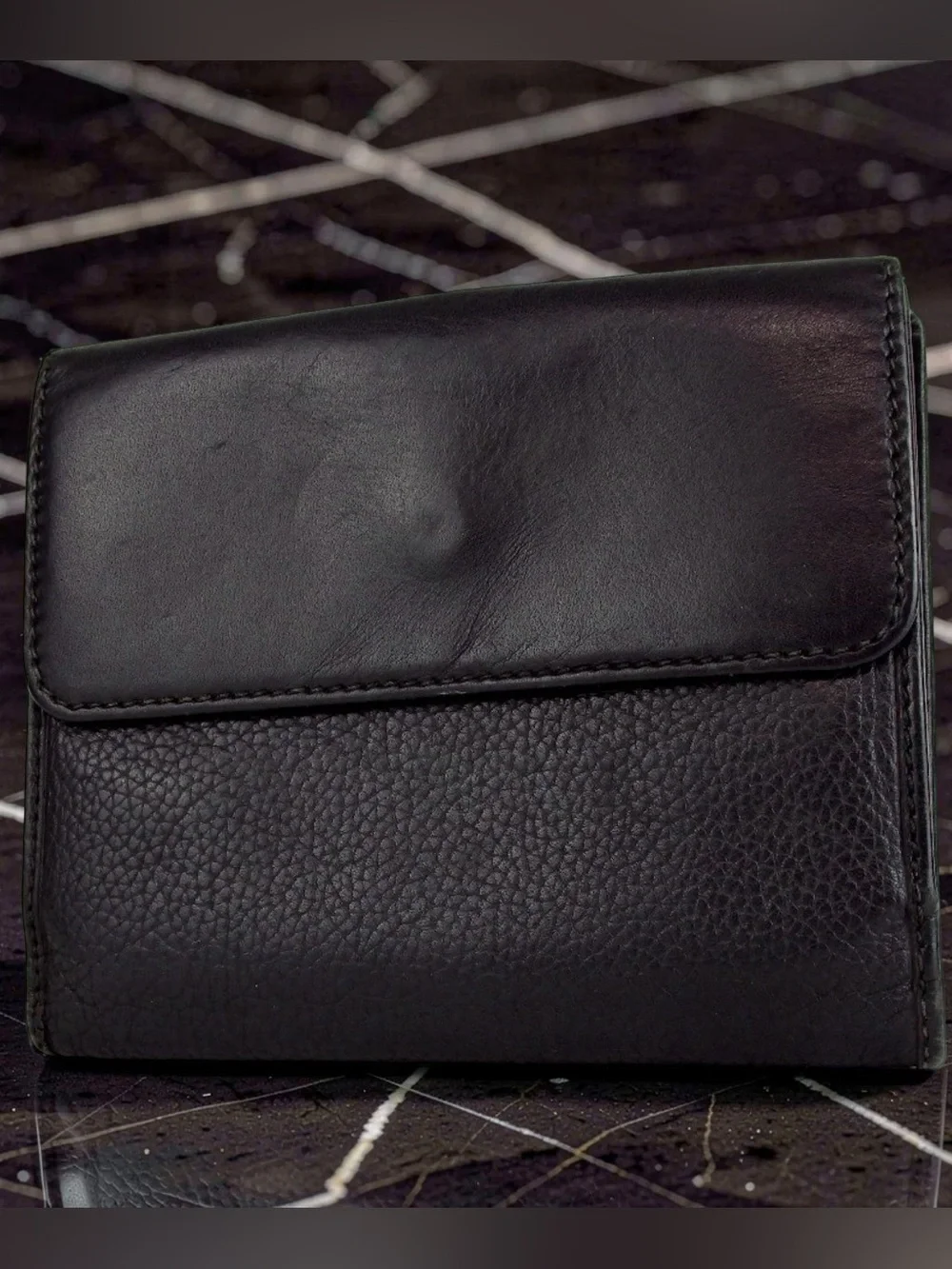 GUCCI Interlocking G Leather Bifold Wallet 😍🖤❤️‍🔥 - Picture 7 of 16